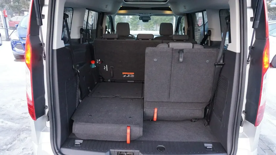 FORD Tourneo Connect -