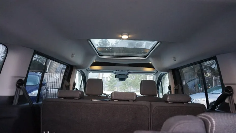 FORD Tourneo Connect -