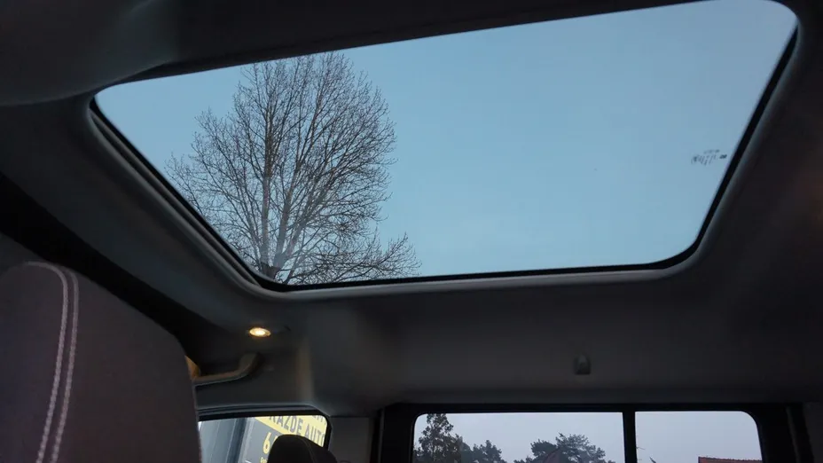 FORD Tourneo Connect -