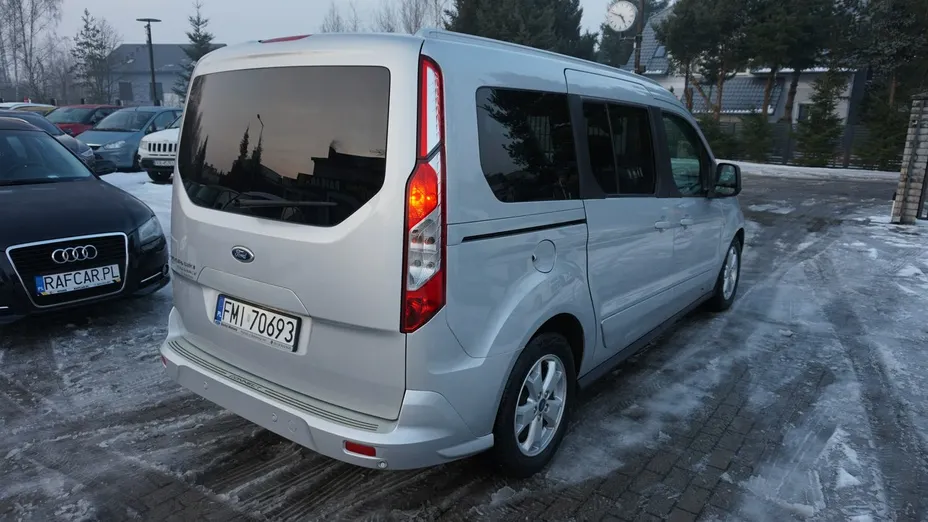 FORD Tourneo Connect -