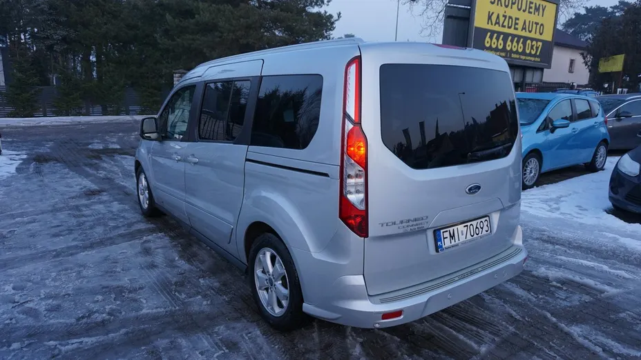 FORD Tourneo Connect -