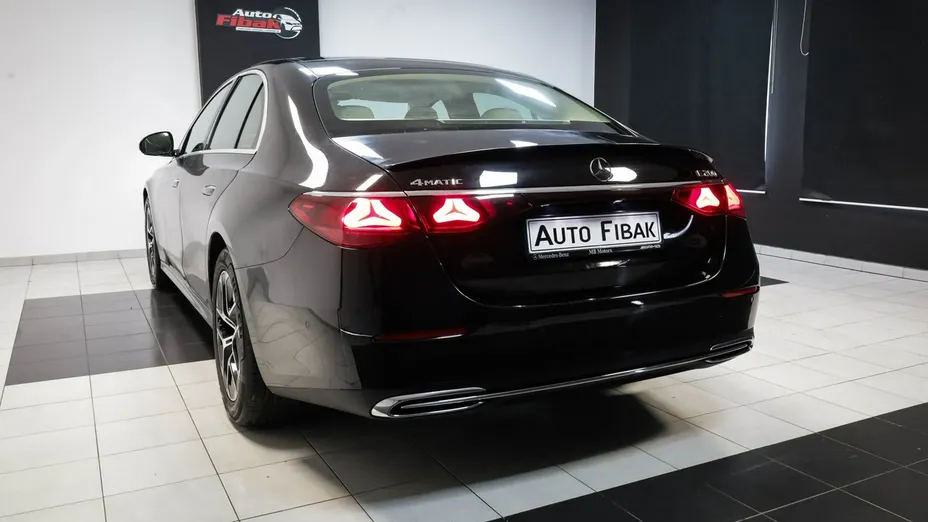 MERCEDES-BENZ E Klasa -