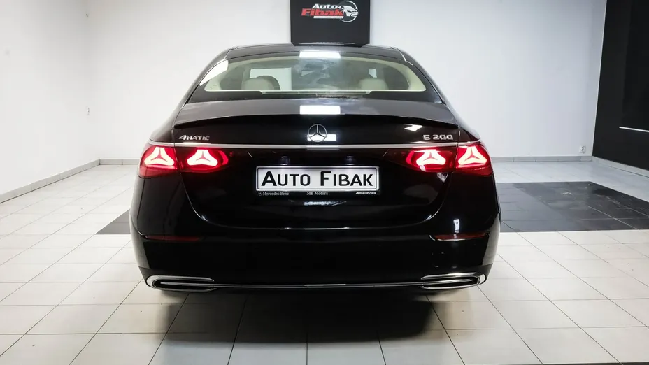 MERCEDES-BENZ E Klasa -