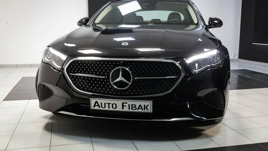 MERCEDES-BENZ E Klasa -