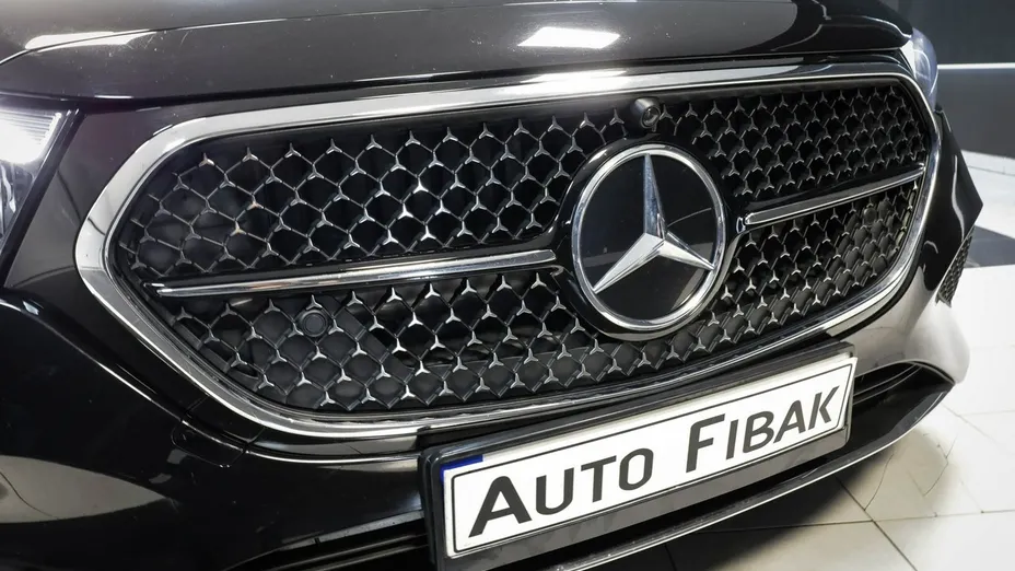 MERCEDES-BENZ E Klasa -