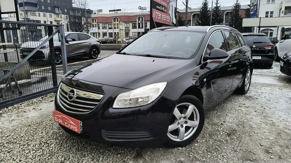 OPEL Insignia -