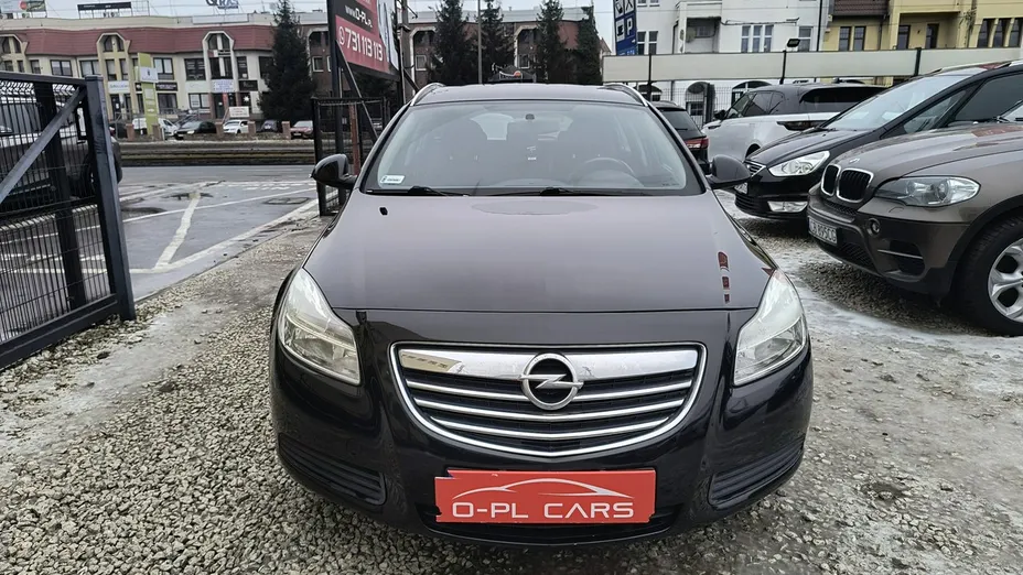OPEL Insignia -