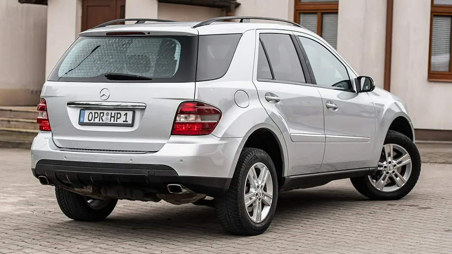 MERCEDES-BENZ ML -