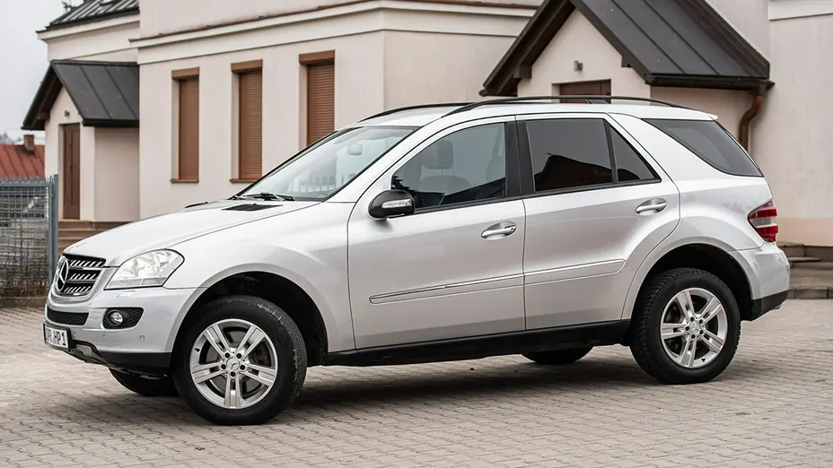 MERCEDES-BENZ ML -