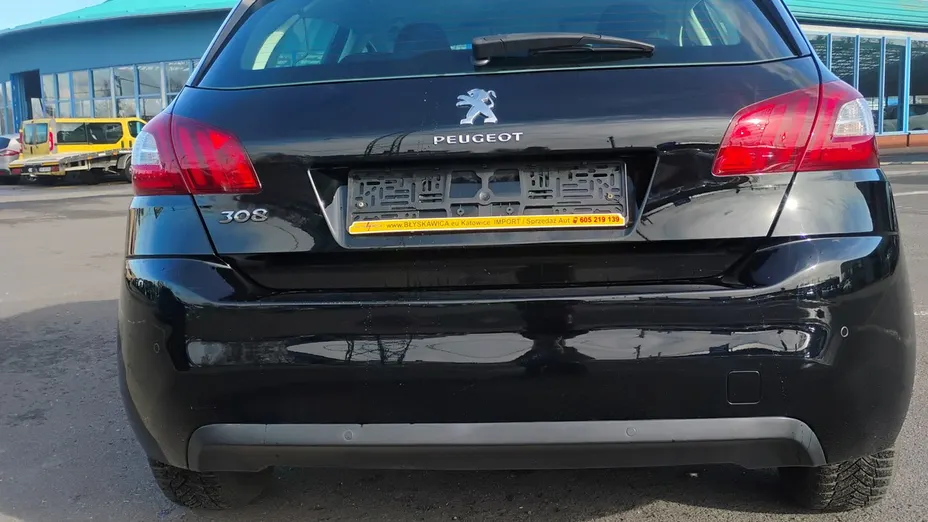 PEUGEOT 308 -