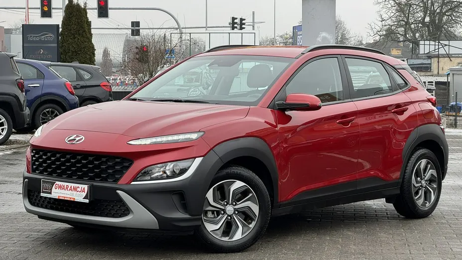 HYUNDAI Kona -