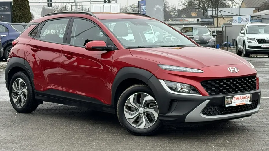 HYUNDAI Kona -