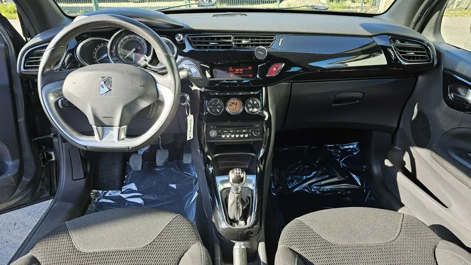 CITROEN DS3 -