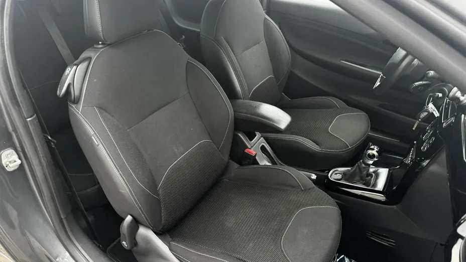 CITROEN DS3 -