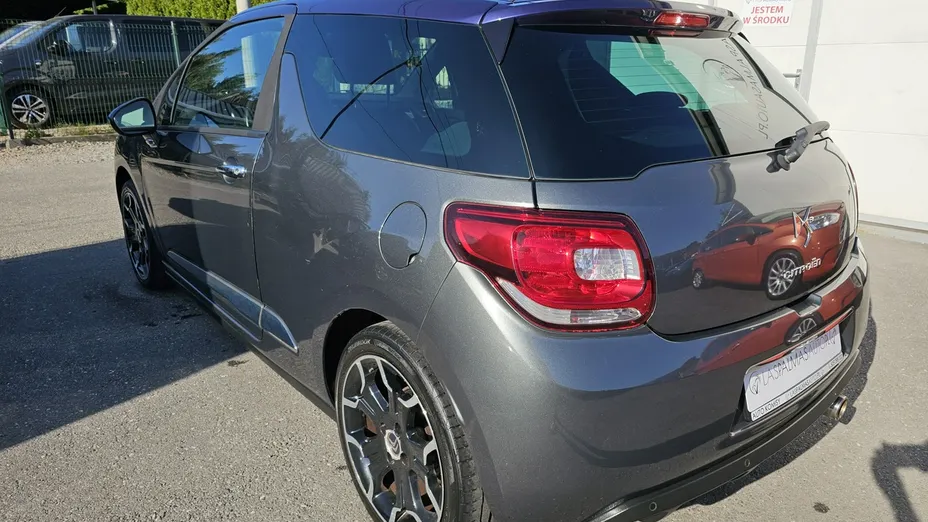 CITROEN DS3 -