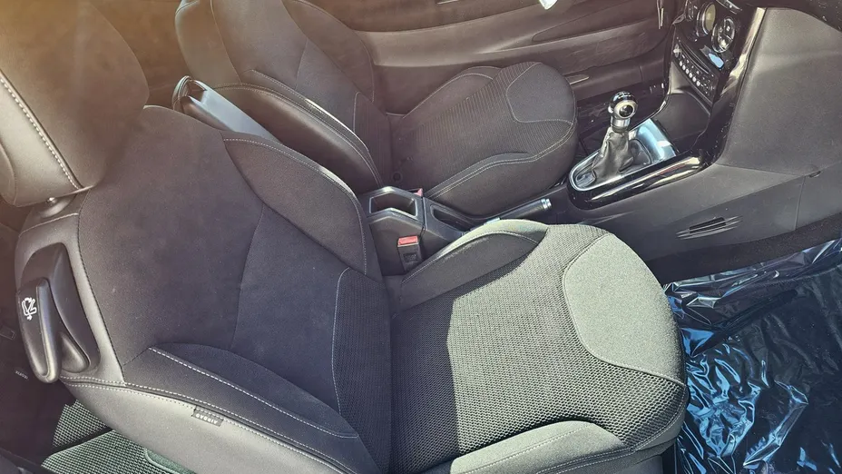 CITROEN DS3 -
