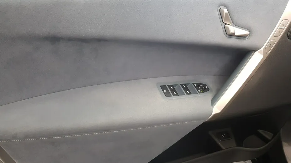 BMW iX -
