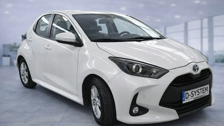 TOYOTA Yaris -