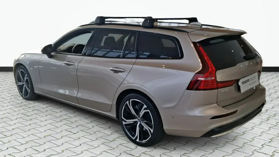 VOLVO V60 -