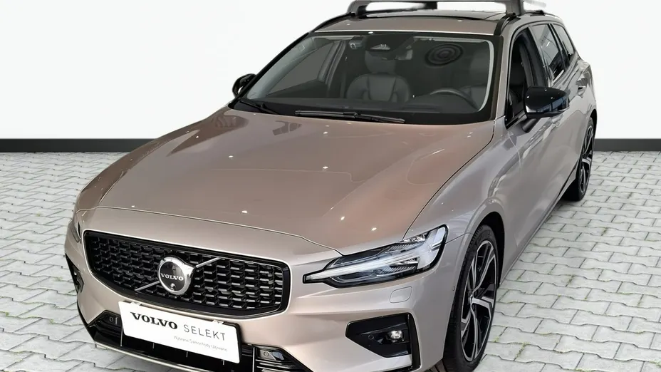 VOLVO V60 -