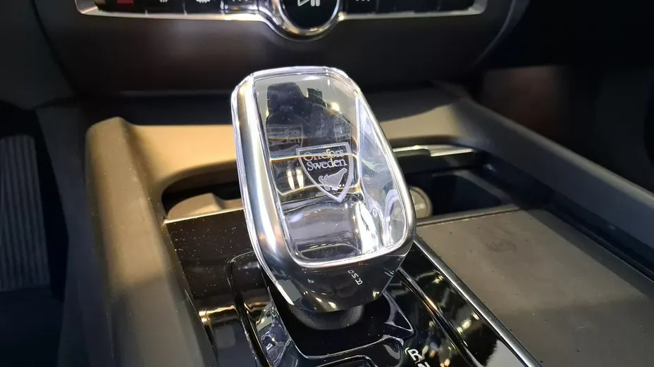 VOLVO V60 -