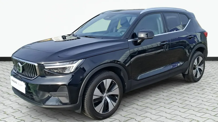 VOLVO XC40 -