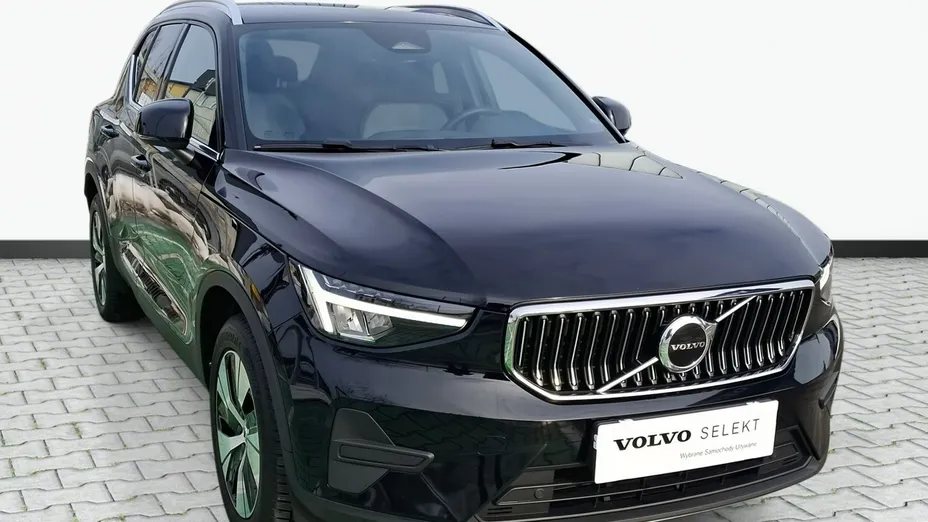 VOLVO XC40 -