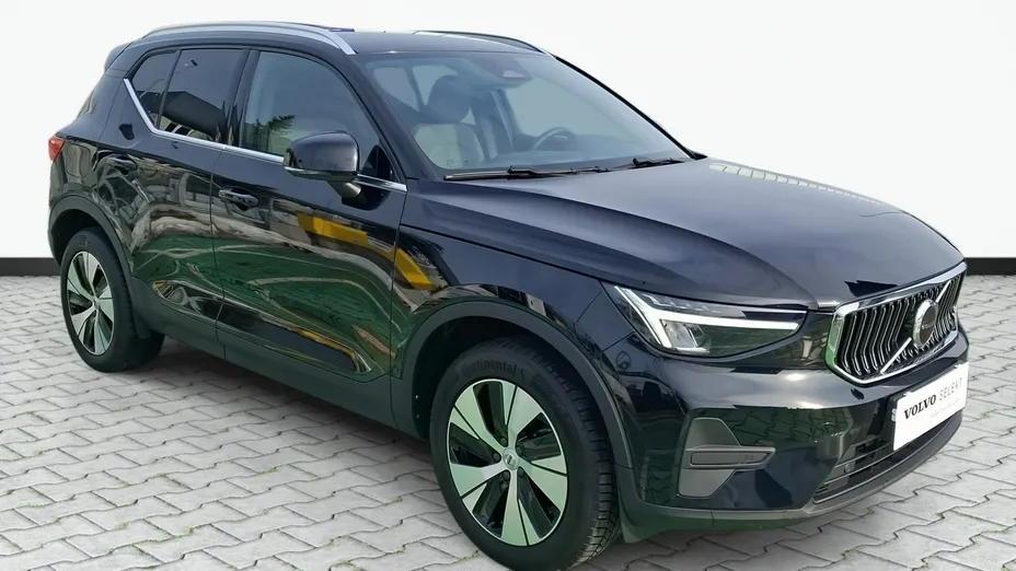 VOLVO XC40 -