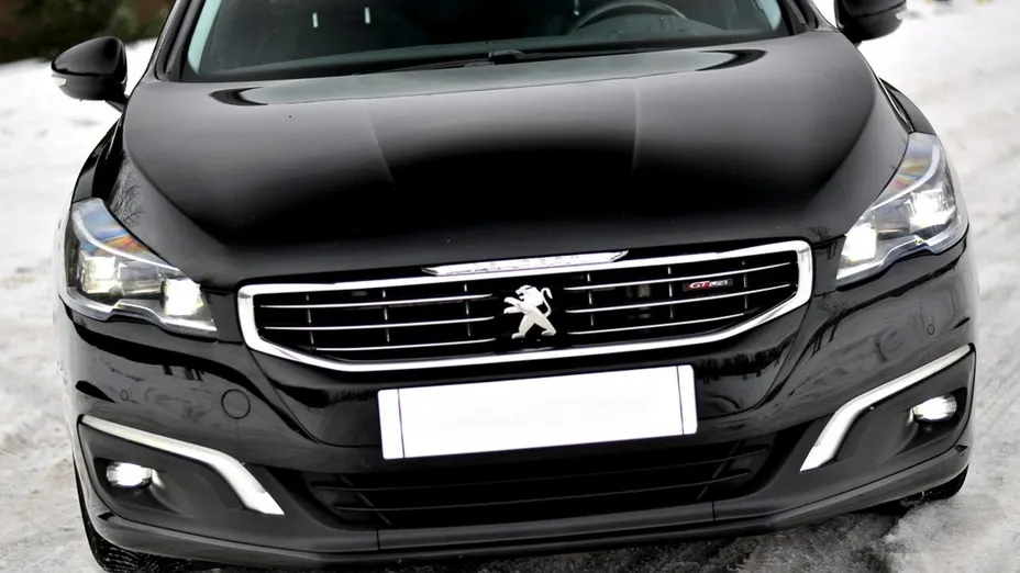 PEUGEOT 508 -