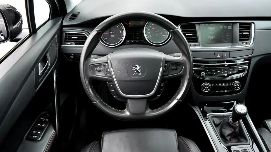 PEUGEOT 508 -