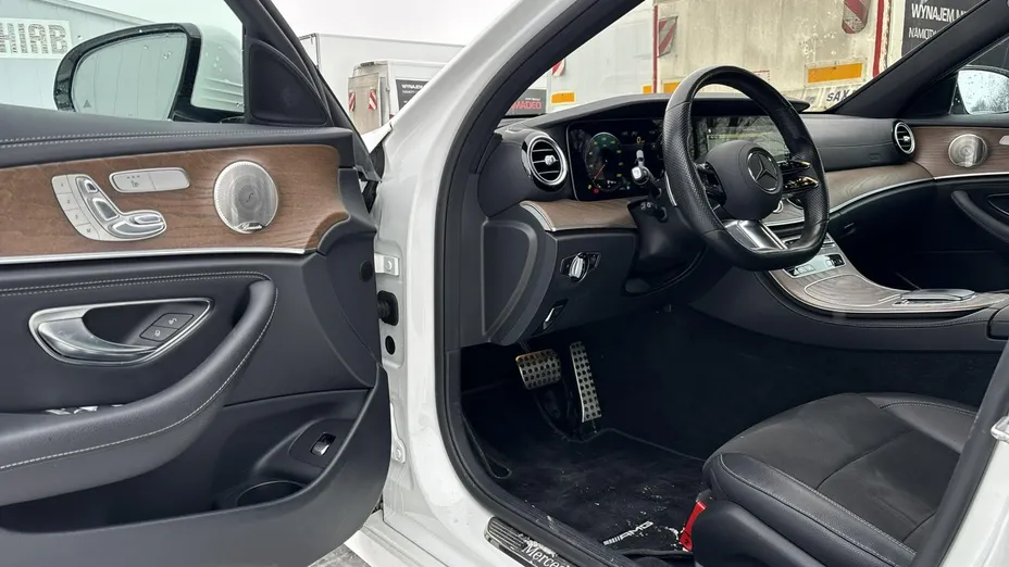 MERCEDES-BENZ E Klasa -