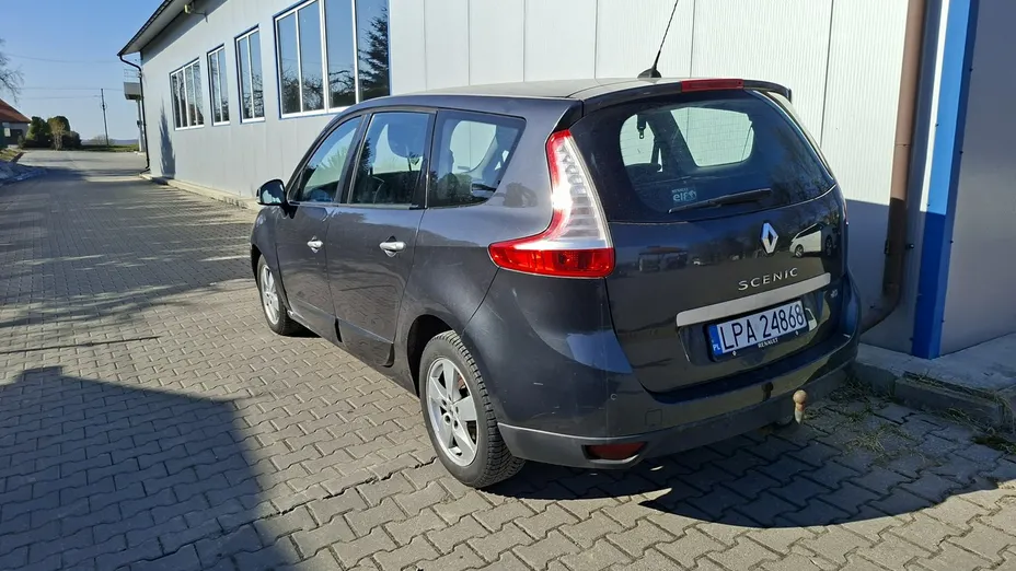 RENAULT Grand Scenic -