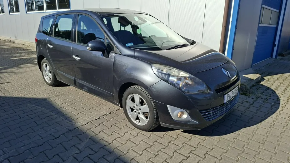RENAULT Grand Scenic -
