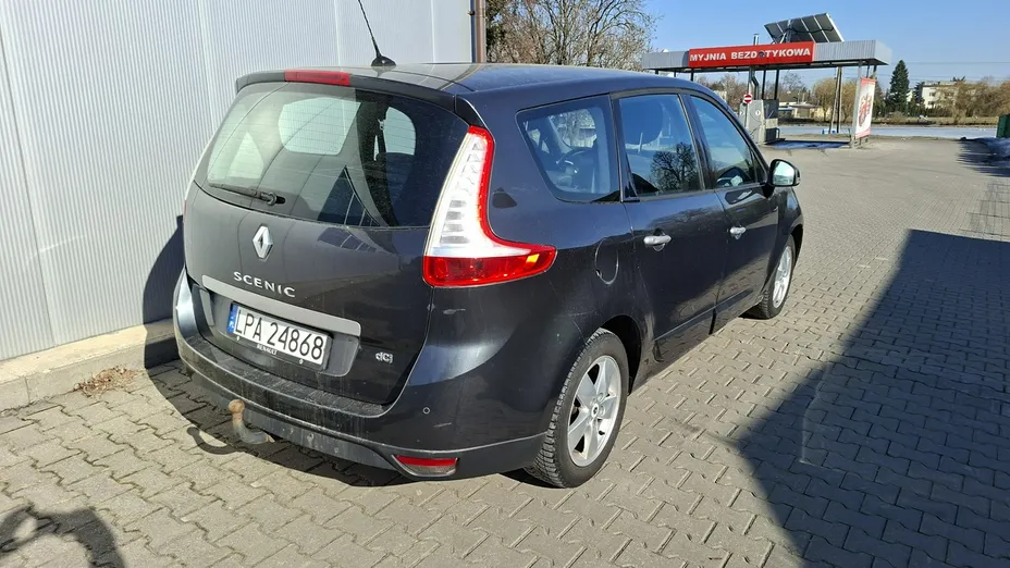 RENAULT Grand Scenic -
