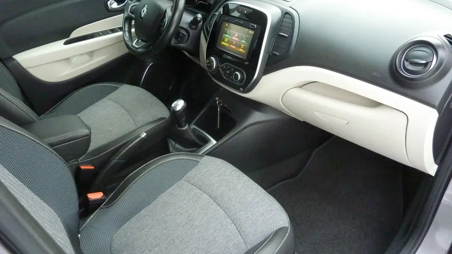 RENAULT Captur -