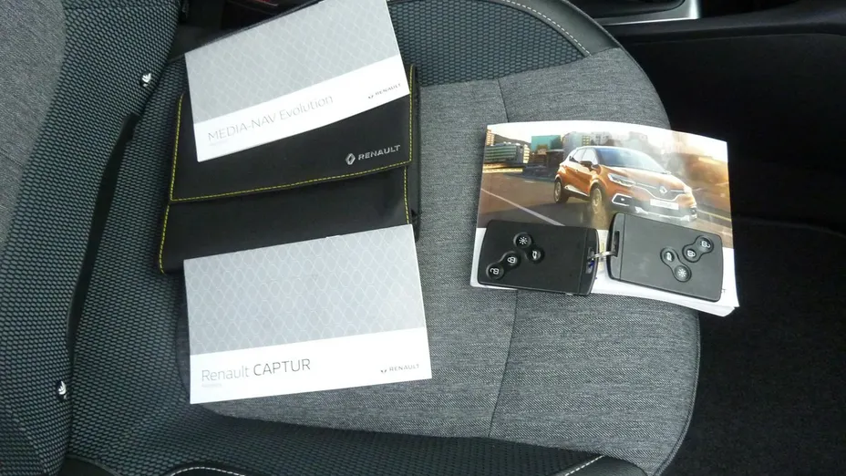RENAULT Captur -