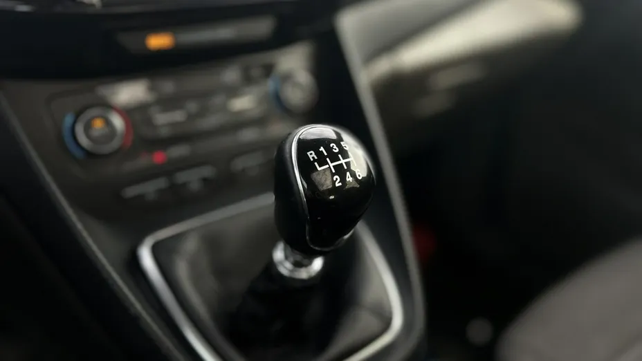 FORD Tourneo Connect -