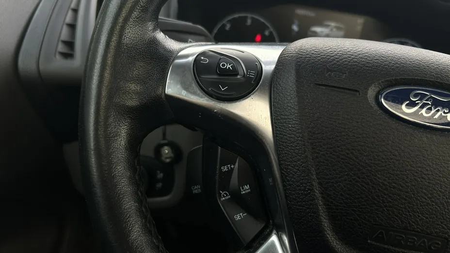 FORD Tourneo Connect -