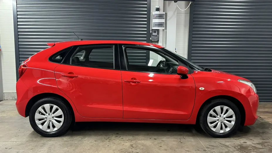 SUZUKI Baleno -