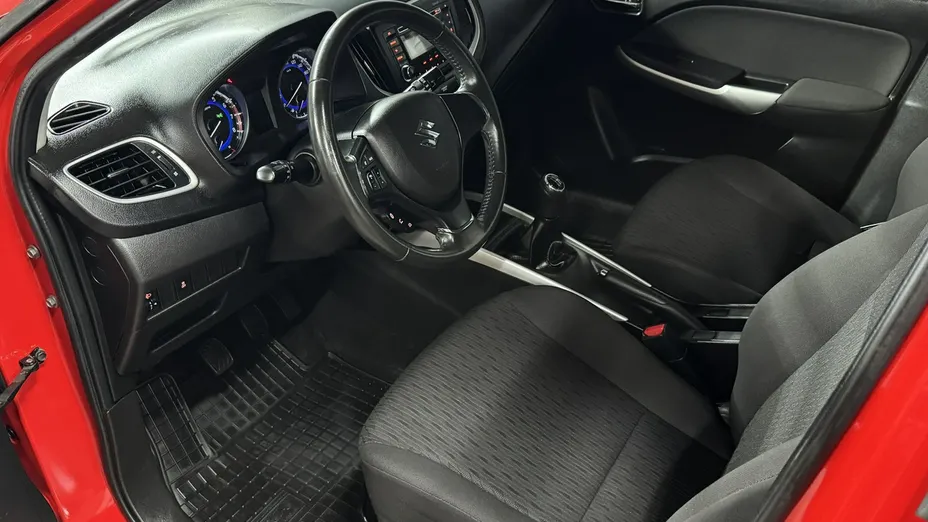SUZUKI Baleno -
