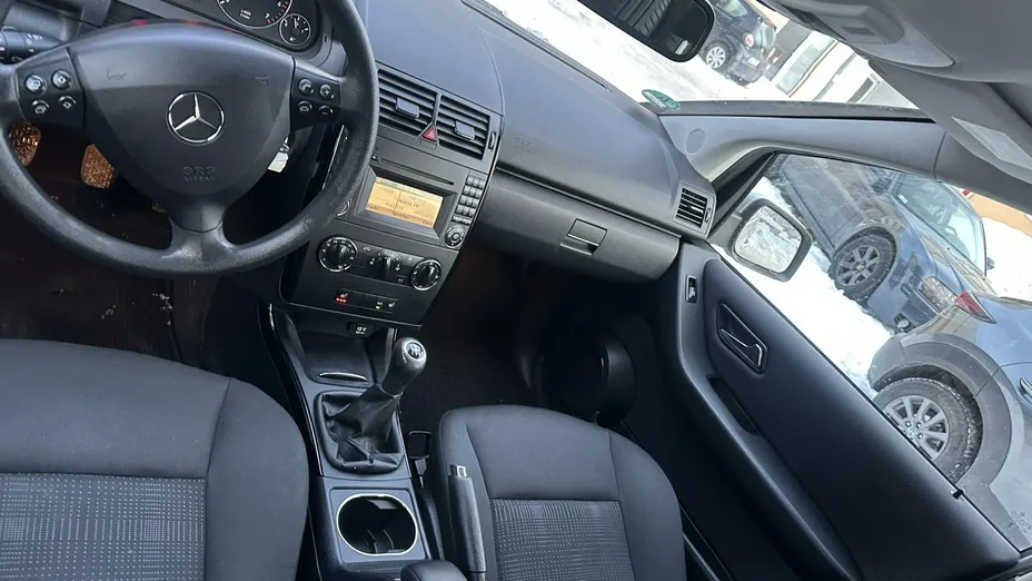 MERCEDES-BENZ A Klasa -