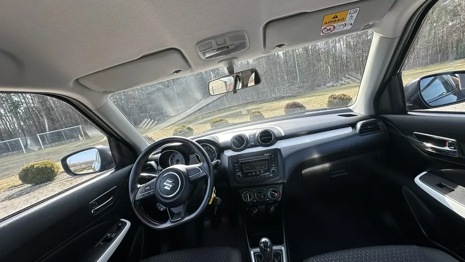 SUZUKI Swift -