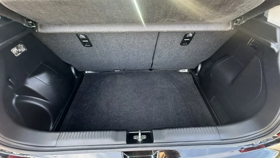 SUZUKI Swift -