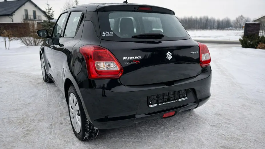 SUZUKI Swift -