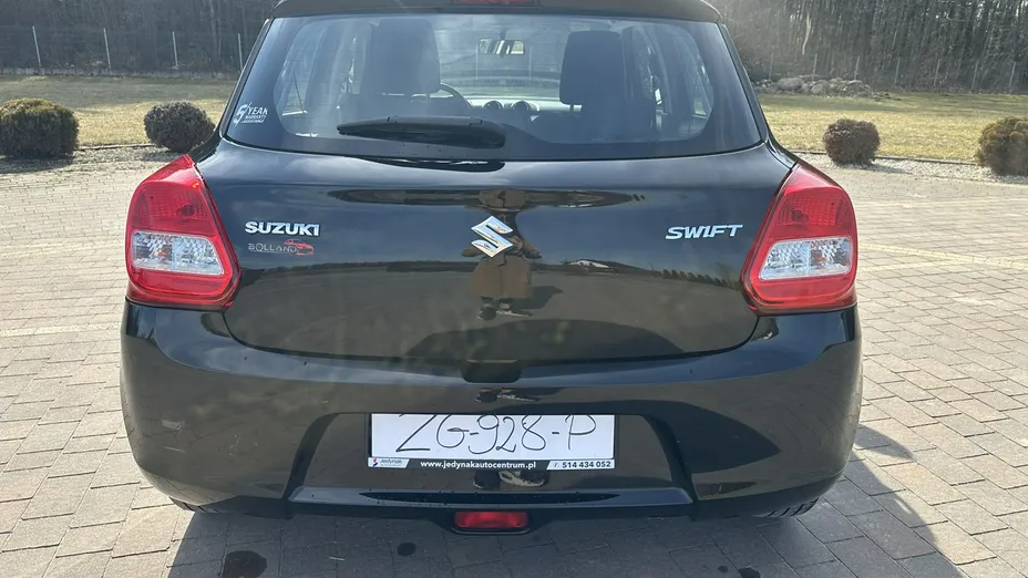 SUZUKI Swift -