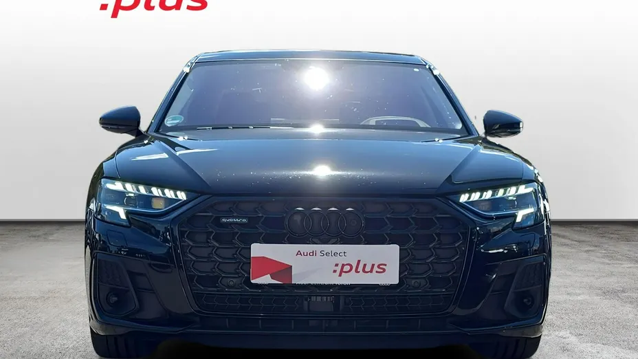AUDI A8 -