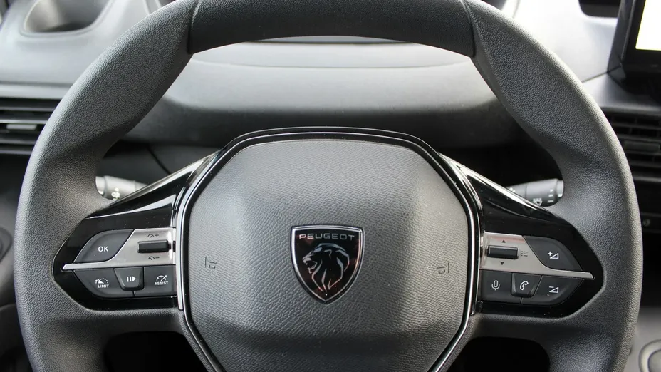 PEUGEOT Partner -