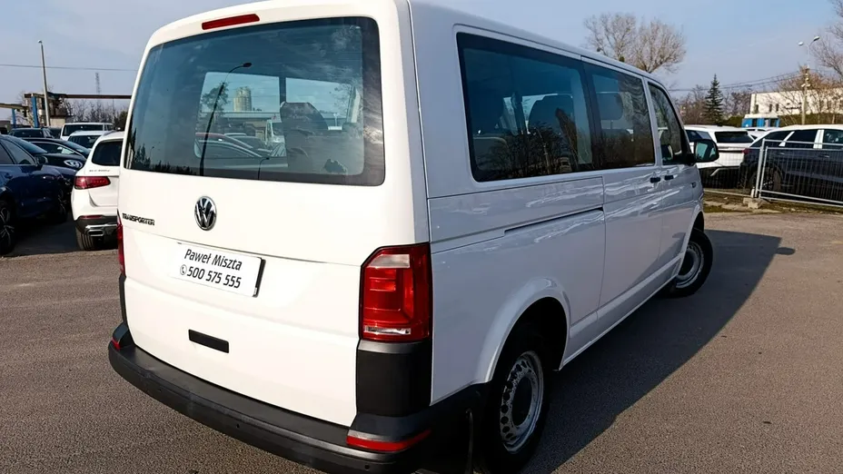 VOLKSWAGEN Transporter -