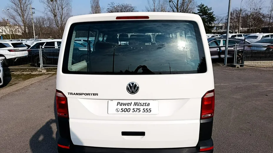 VOLKSWAGEN Transporter -