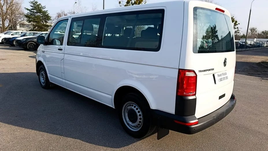 VOLKSWAGEN Transporter -
